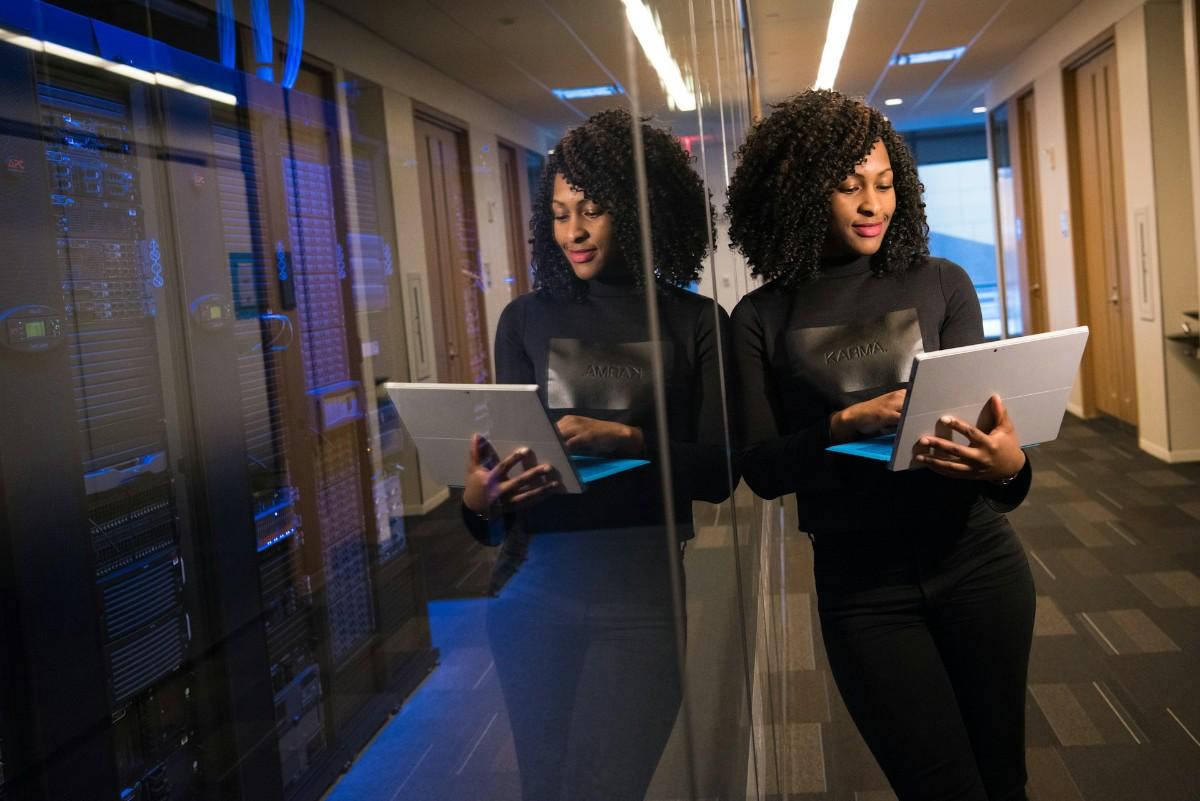 From Barrels to Balance Sheets How CFOs Use AI Copilots to Optimize OPEX and CAPEX